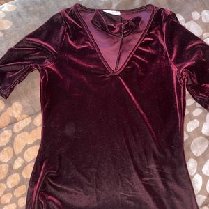 Velvet top with choker